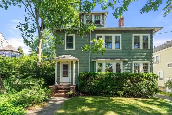 20 Lawndale Street #20, Belmont, MA 02478