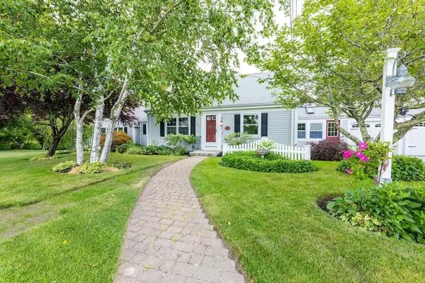 1324 Main Street, Acushnet, MA 02743