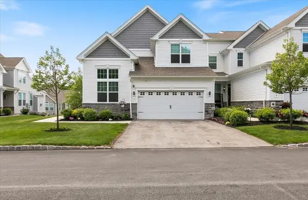 11 Hummingbird Way #11, Methuen, MA 01844