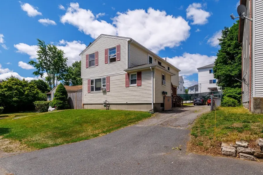 156 Pilgrim Ave, Worcester, MA 01604 - #2