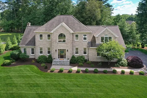 15 Saddle Ridge Rd., Holliston, MA 01746