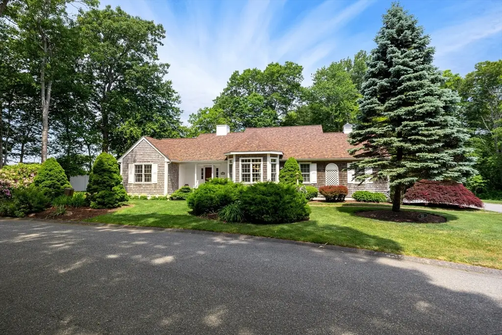 21 Juniper Ridge Lane #Unit 21, Dartmouth, MA 02748 - #1