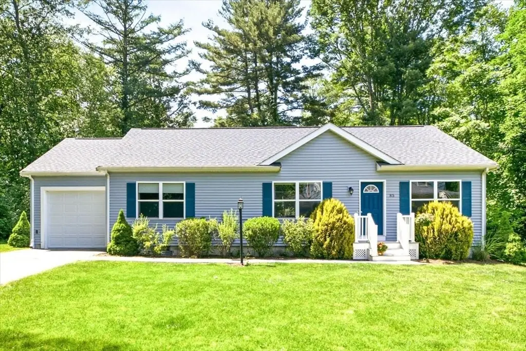 85 Lewis Ave, Walpole, MA 02081 - #1