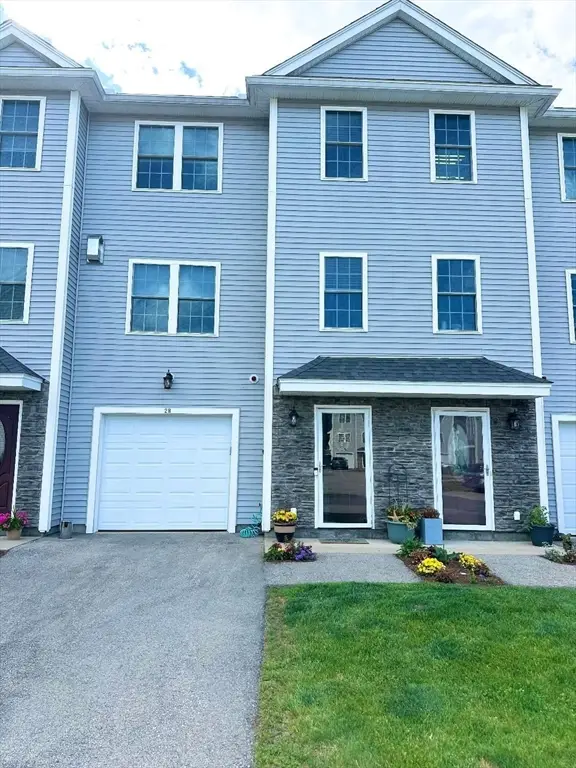 2 Starfish Way #B, Salisbury, MA 01952