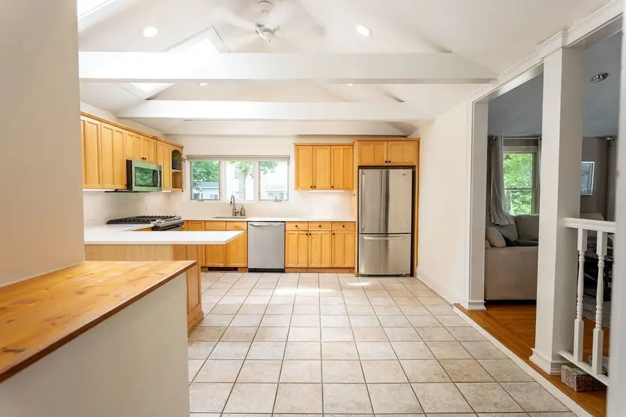 24 Greenhood St, Dedham, MA 02026 - #2