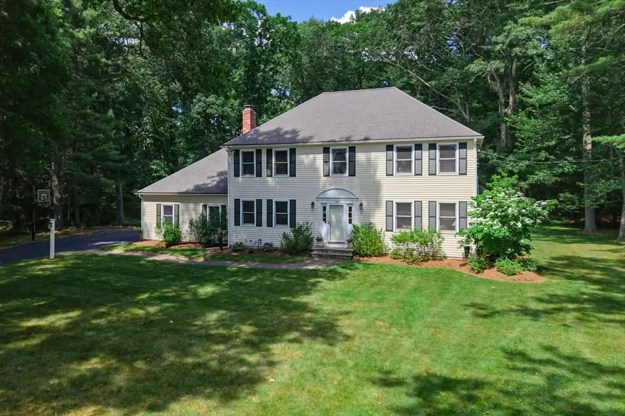 164 Granite St, Medfield, MA 02052 - #2