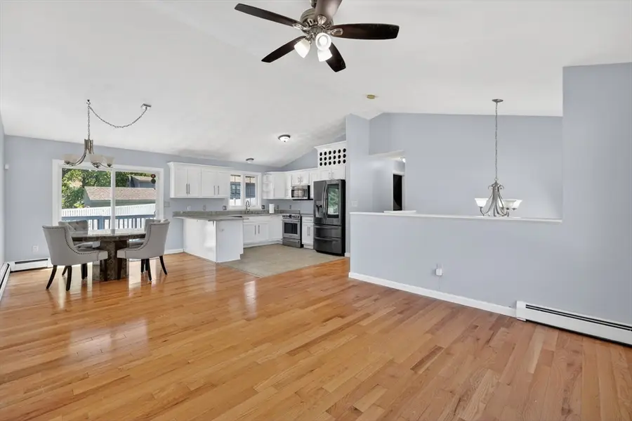 3 Oak Leaf Cir, Worcester, MA 01603 - #3