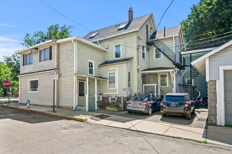 2512 Massachusetts Ave #3, Cambridge, MA 02140 - #3