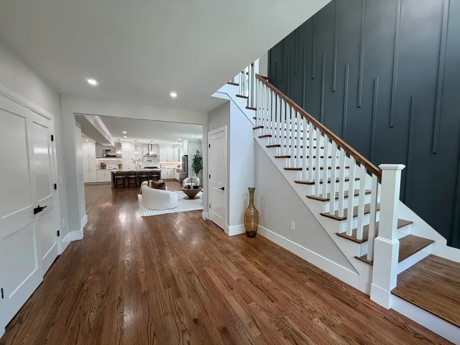 1172 Washington St, Holliston, MA 01746 - #3