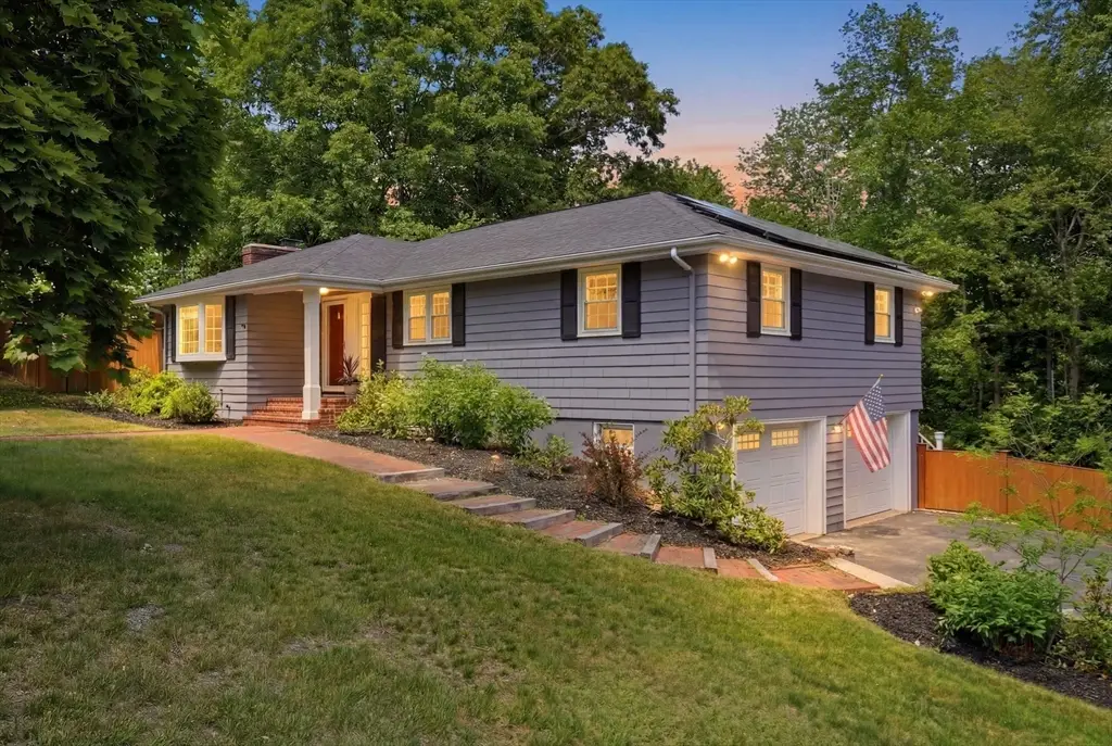 5 Stanford Dr, Westwood, MA 02090 - #1