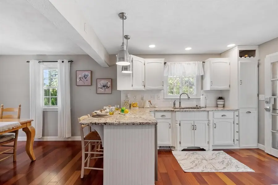 2 Pleasant Avenue, Chelmsford, MA 01824 - #3