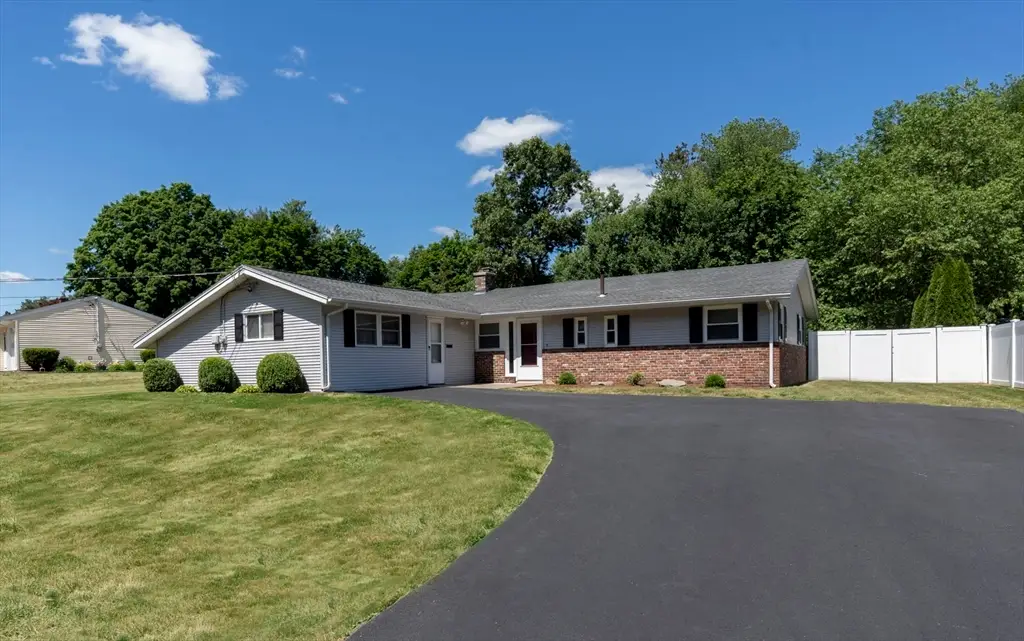 22 Temi Rd, Hudson, MA 01749 - #1