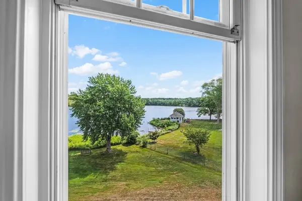 7 Assinippi Ave #214, Norwell, MA 02061
