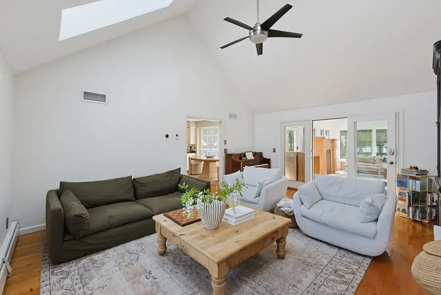 50 Meadowlark Dr, Seekonk, MA 02771 - #3