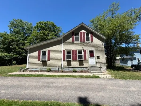 25 Sumner St, North Attleboro, MA 02670