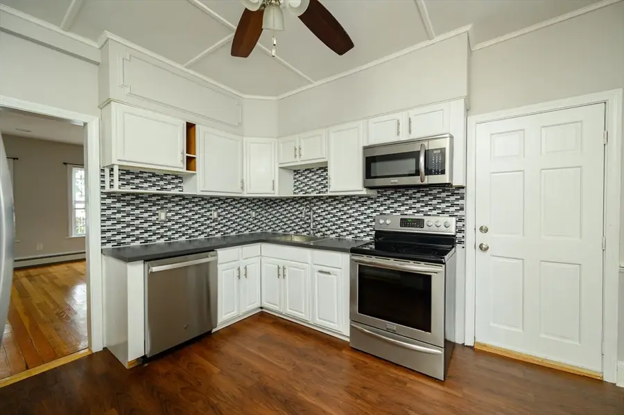 28 Blanchard St, Rockland, MA 02370 - #3