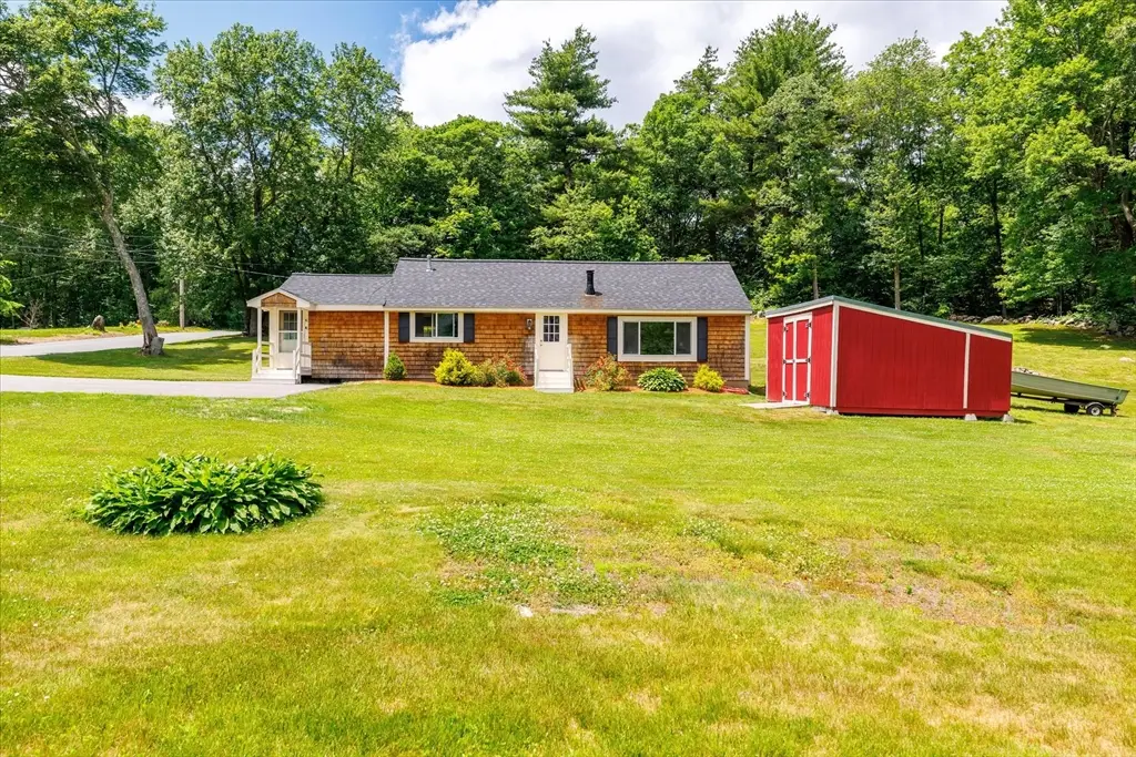 185 Linden St, Berlin, MA 01503 - #1