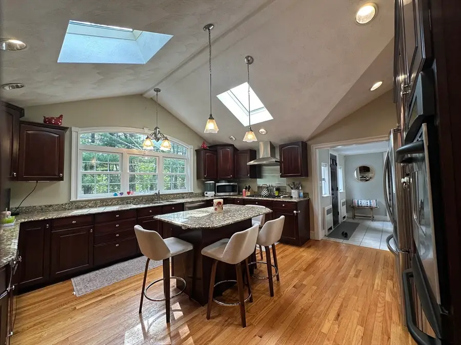48 Juniper St, Billerica, MA 01821 - #3