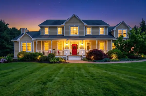 36 Magnolia Lane, Grafton, MA 01536