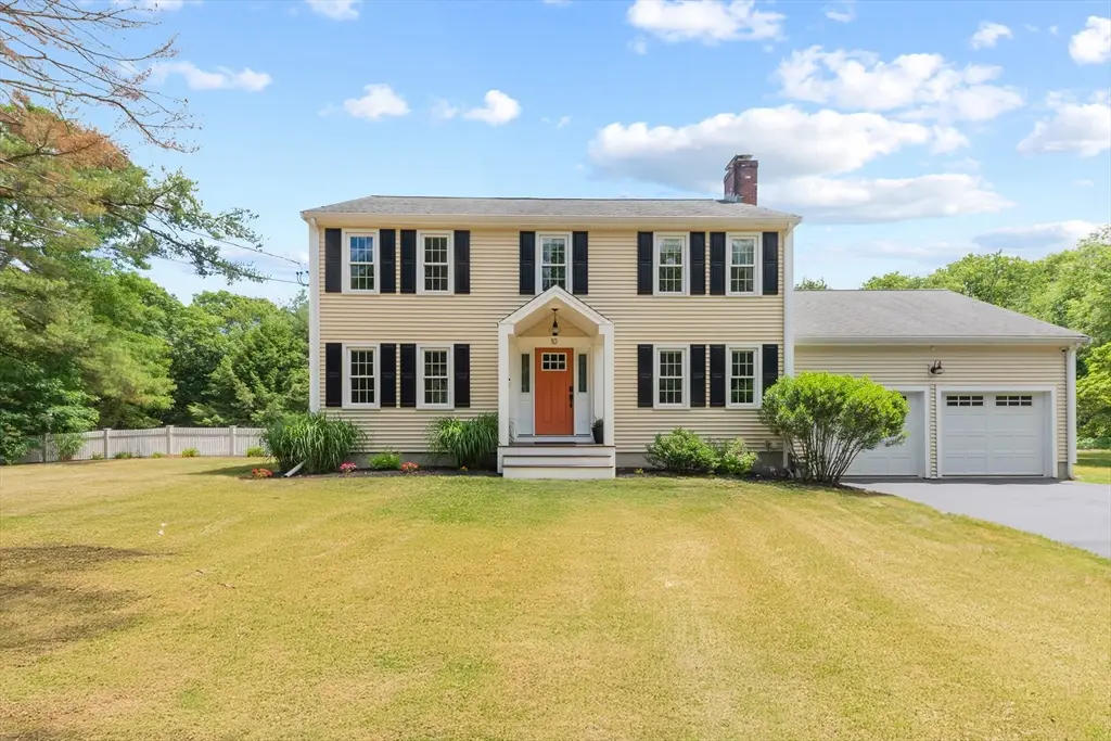 10 Strawstone Ln, Norton, MA 02766 - #1