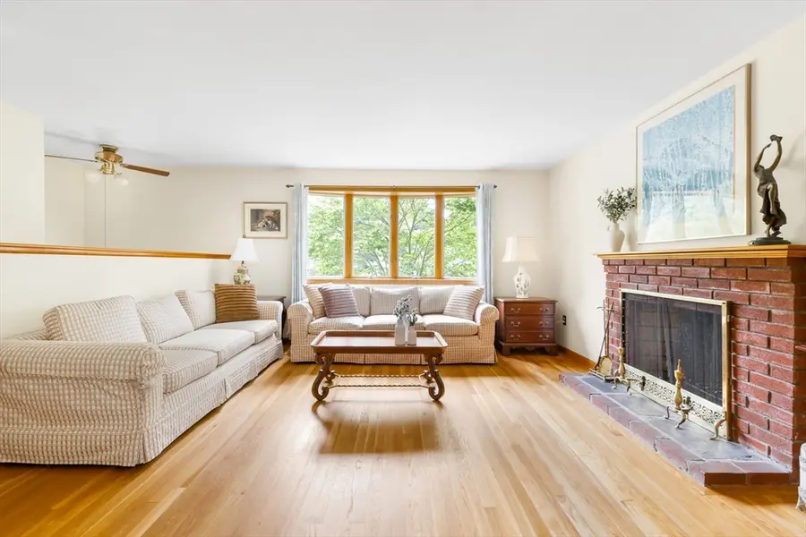 31 Robert Rd, Holliston, MA 01746 - #2