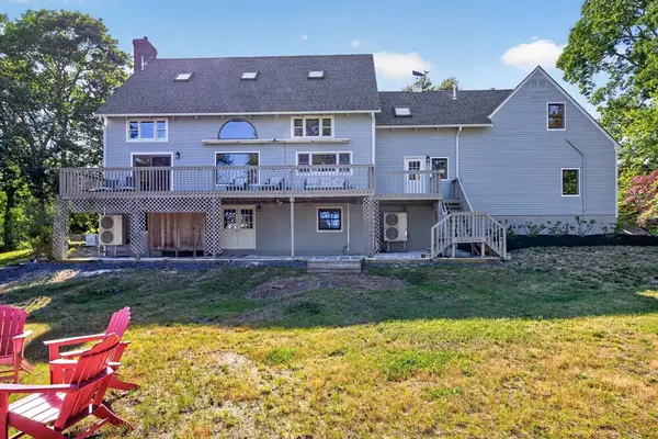 19 Aunt Debbys Rd, Dennis, MA 02639