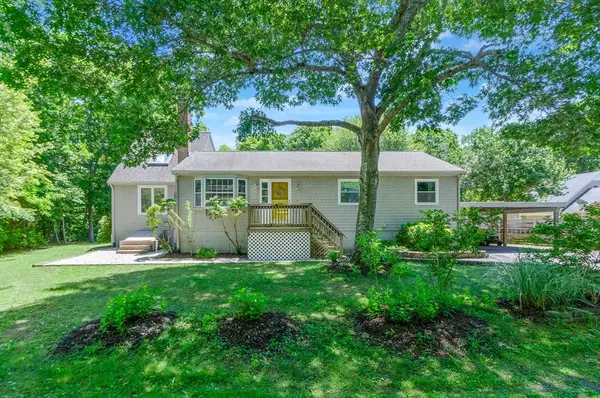 4 Wilson St, Wareham, MA 02571