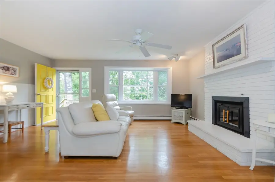 4 Wilson St, Wareham, MA 02571 - #2