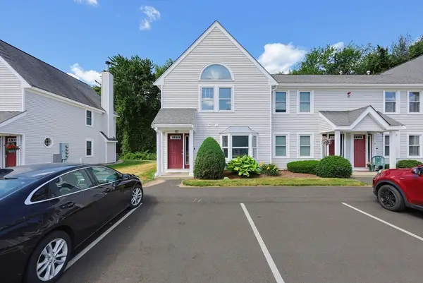 75 Warren St W #8, Raynham, MA 02767