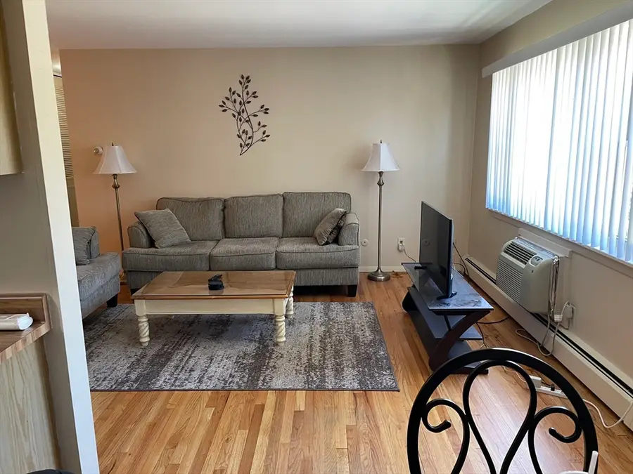 282 Regency Park Dr #282, Agawam, MA 01001 - #3