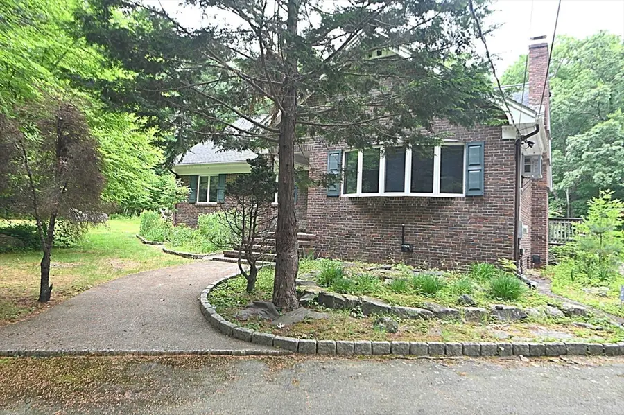 113 Summer St, Easton, MA 02356 - #3
