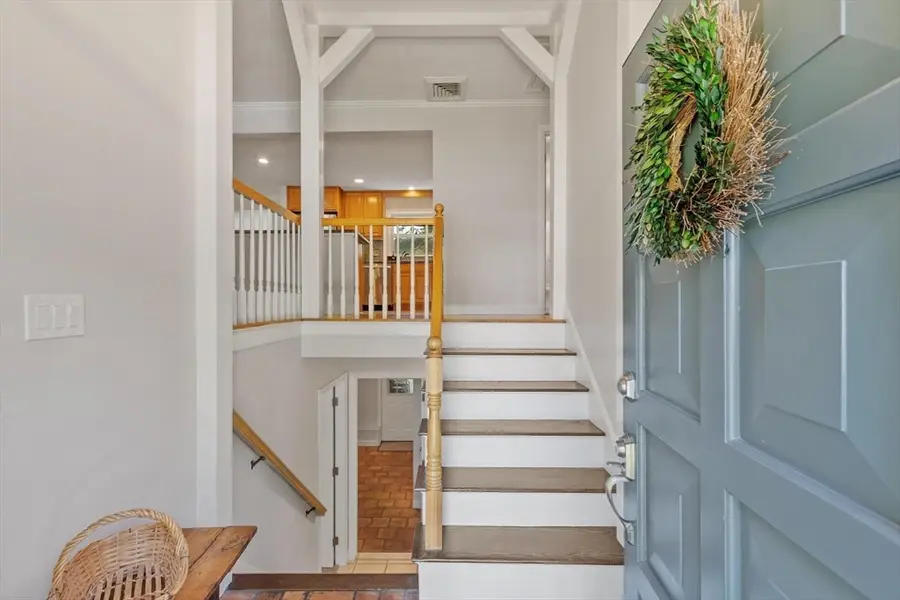 241 Worthen Rd E, Lexington, MA 02421 - #2