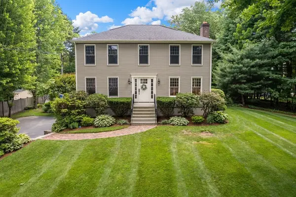 2 Angelo Way, Franklin, MA 02038