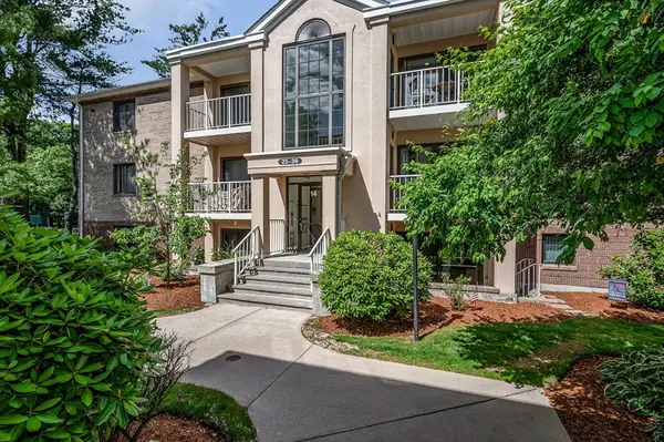 14 Bourbon Street #34, Peabody, MA 01960
