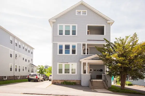 26 Sterling St, Worcester, MA 01610