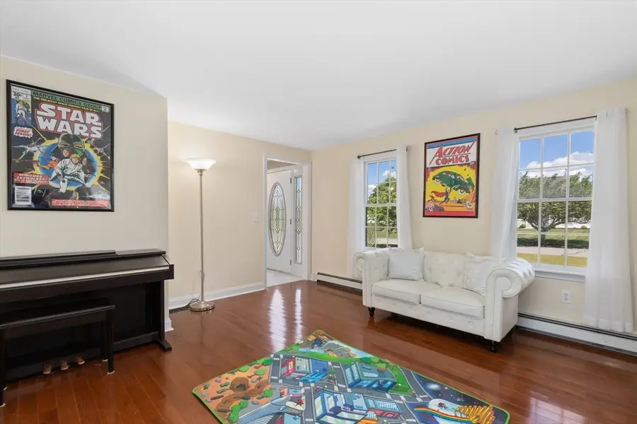 1 Mark Dr, Fairhaven, MA 02719 - #3