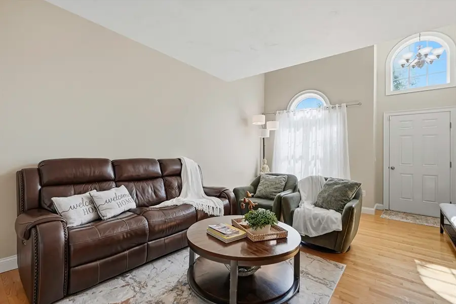 13 Knowlton Cir #13, Upton, MA 01568 - #3