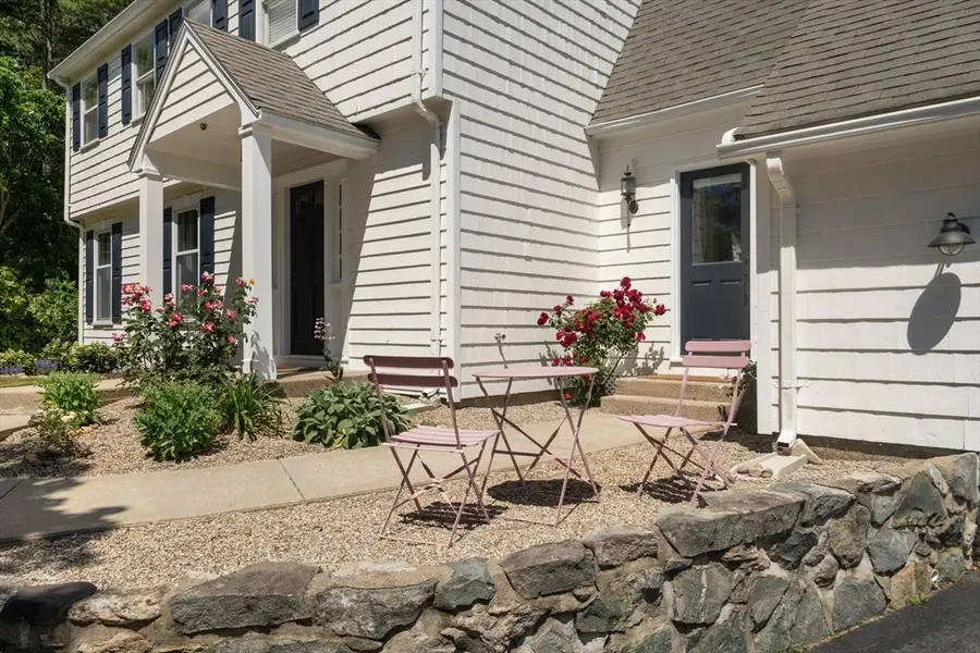10 Steven Ln, Medfield, MA 02052 - #3