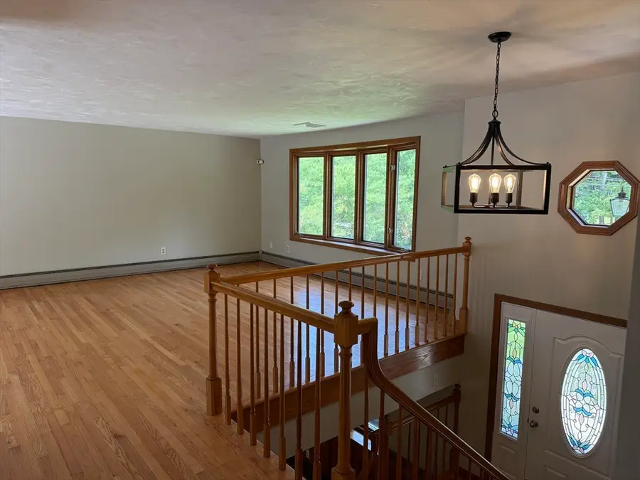 1174 Old Fall River Rd, Dartmouth, MA 02747 - #3