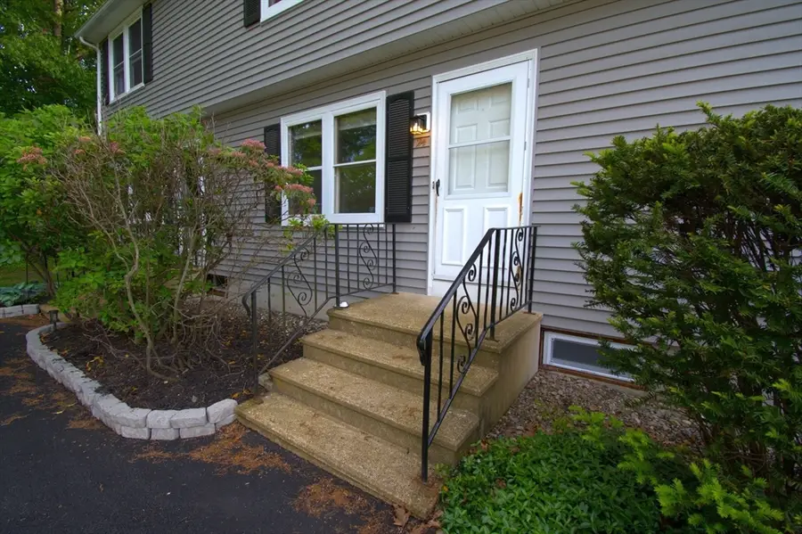 270 Sunderland Rd #24, Worcester, MA 01604 - #3