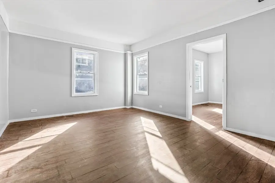 29 Newbury St, Worcester, MA 01609 - #3