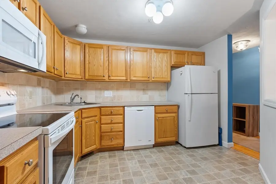 31 Bridle Cross Rd #31, Fitchburg, MA 01420 - #2