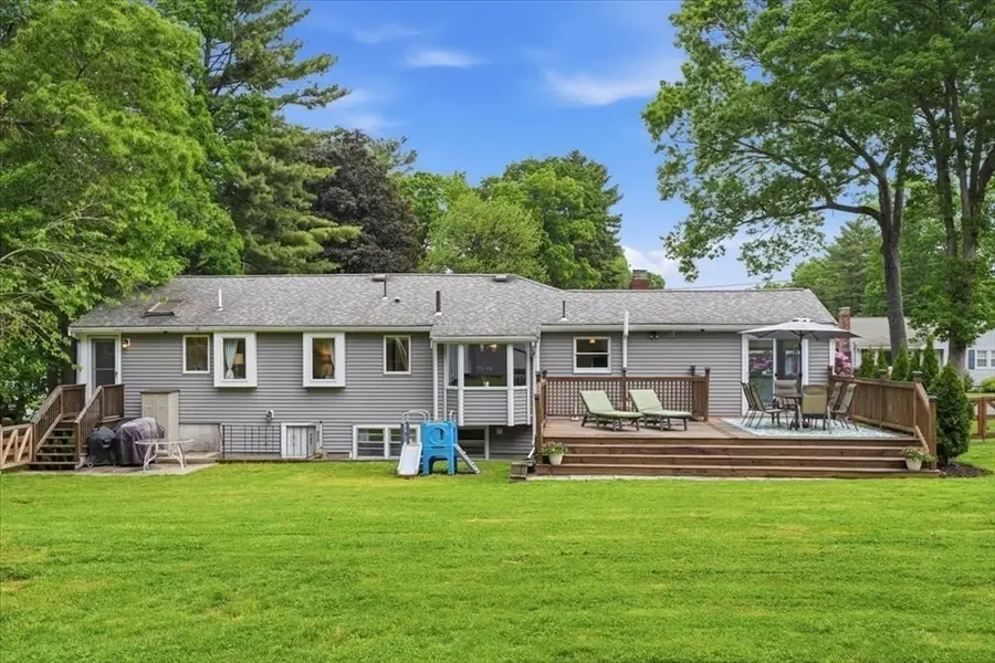 8 Lewis Park Dr S, Walpole, MA 02032 - #2