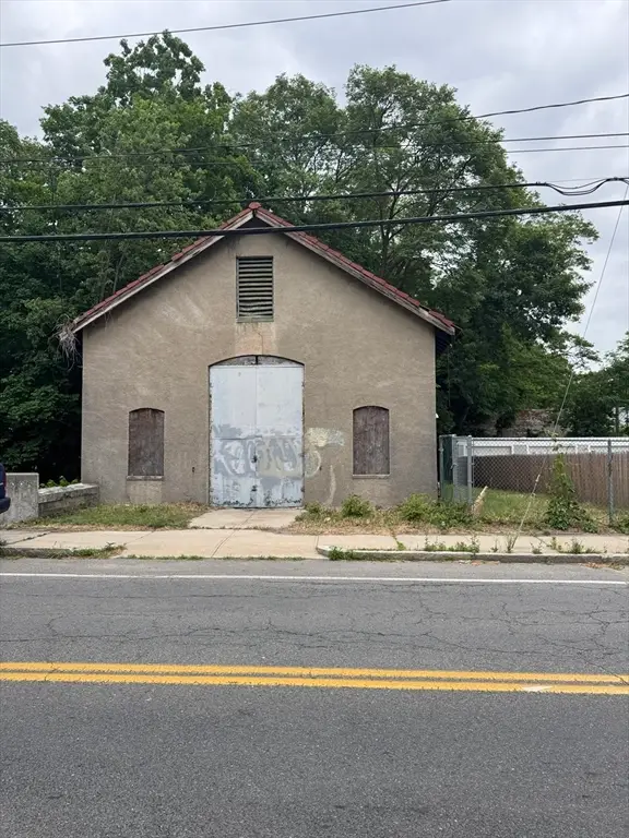 138 Perkins Avenue, Brockton, MA 02303 - #1