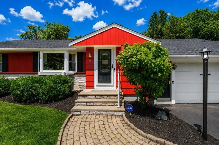 11 Sunset Dr, South Easton, MA 02334 - #2