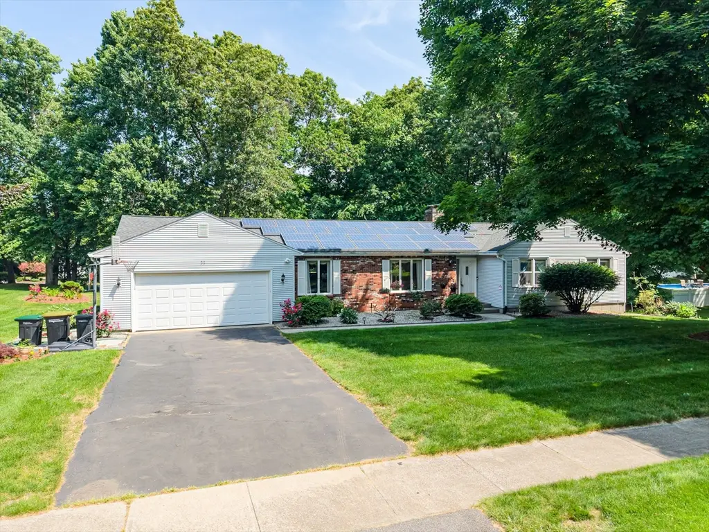52 Wellesley Dr, Longmeadow, MA 01106 - #1