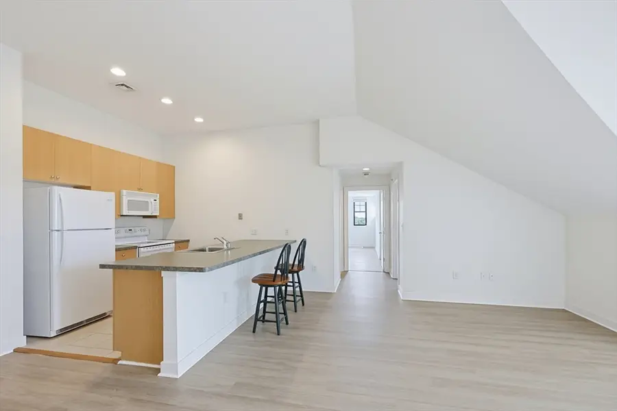 72 Ashland St #408, Malden, MA 02148 - #3