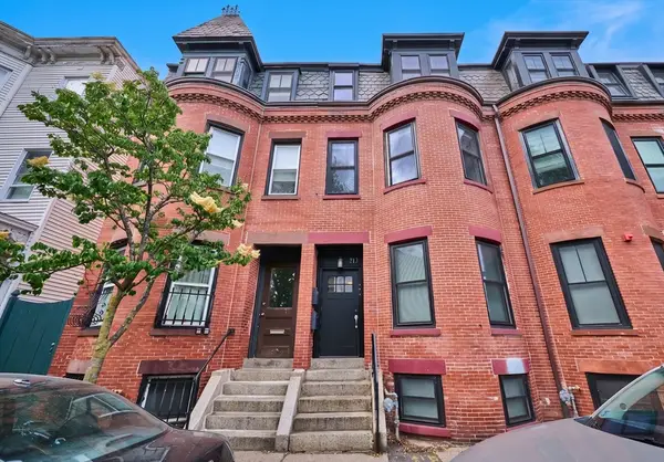 213 Green St #2, Cambridge, MA 02139