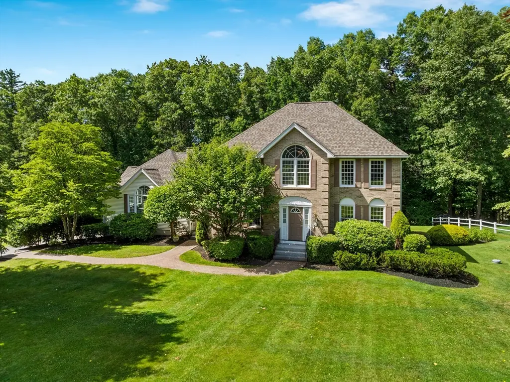 10 Morgan Dr, Methuen, MA 01844 - #1