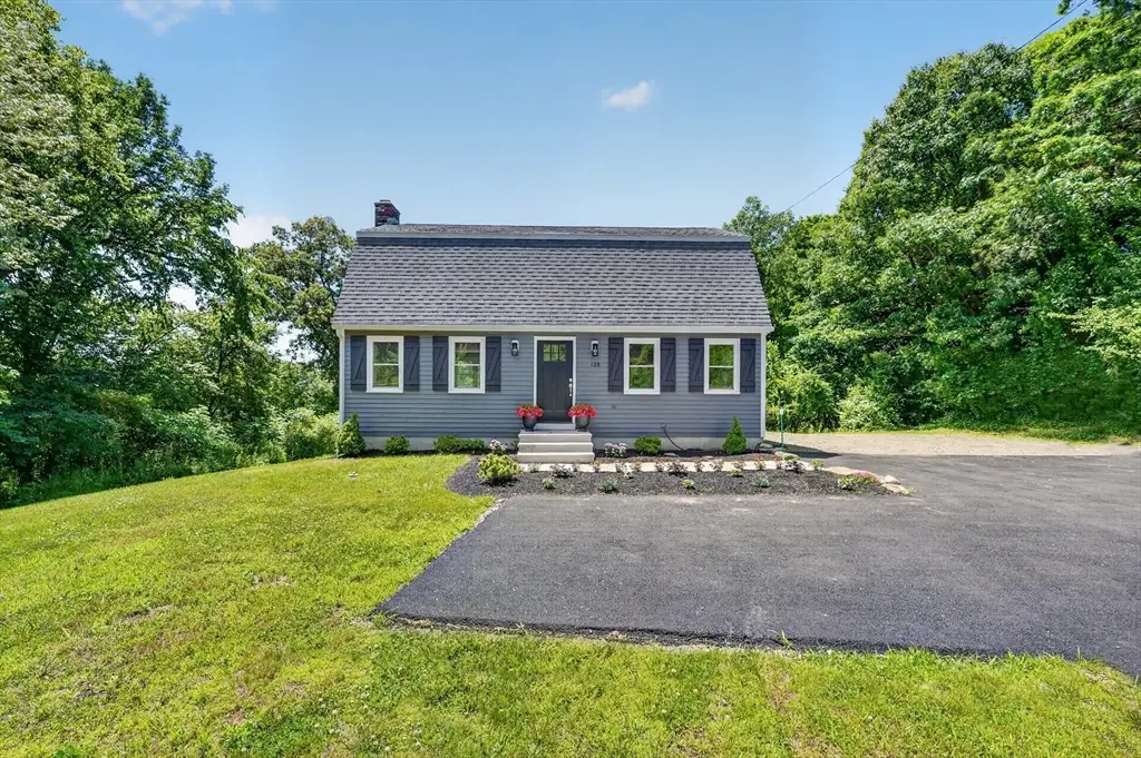 128 Providence Rd, Grafton, MA 01519 - #1